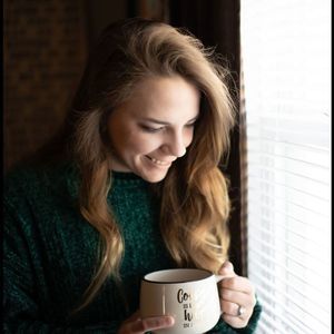 Meet your Posher, Maci